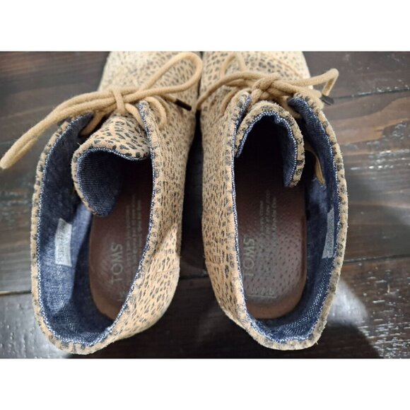 Toms Kala Desert Wedge Cheetah Suede Lace Up Bootie/Pre-owned, Sz. 7.5 EUC - Picture 9 of 10
